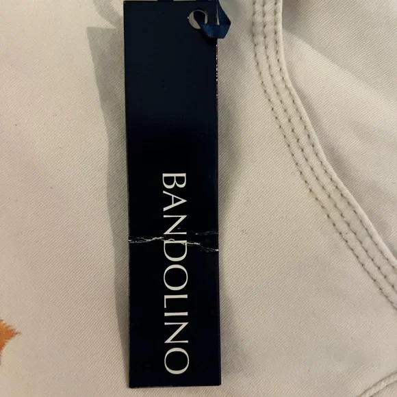 Women's white Bandolino Lizbeth curvy crop floral blouse print Embroidered Jeans - Picture 14 of 16